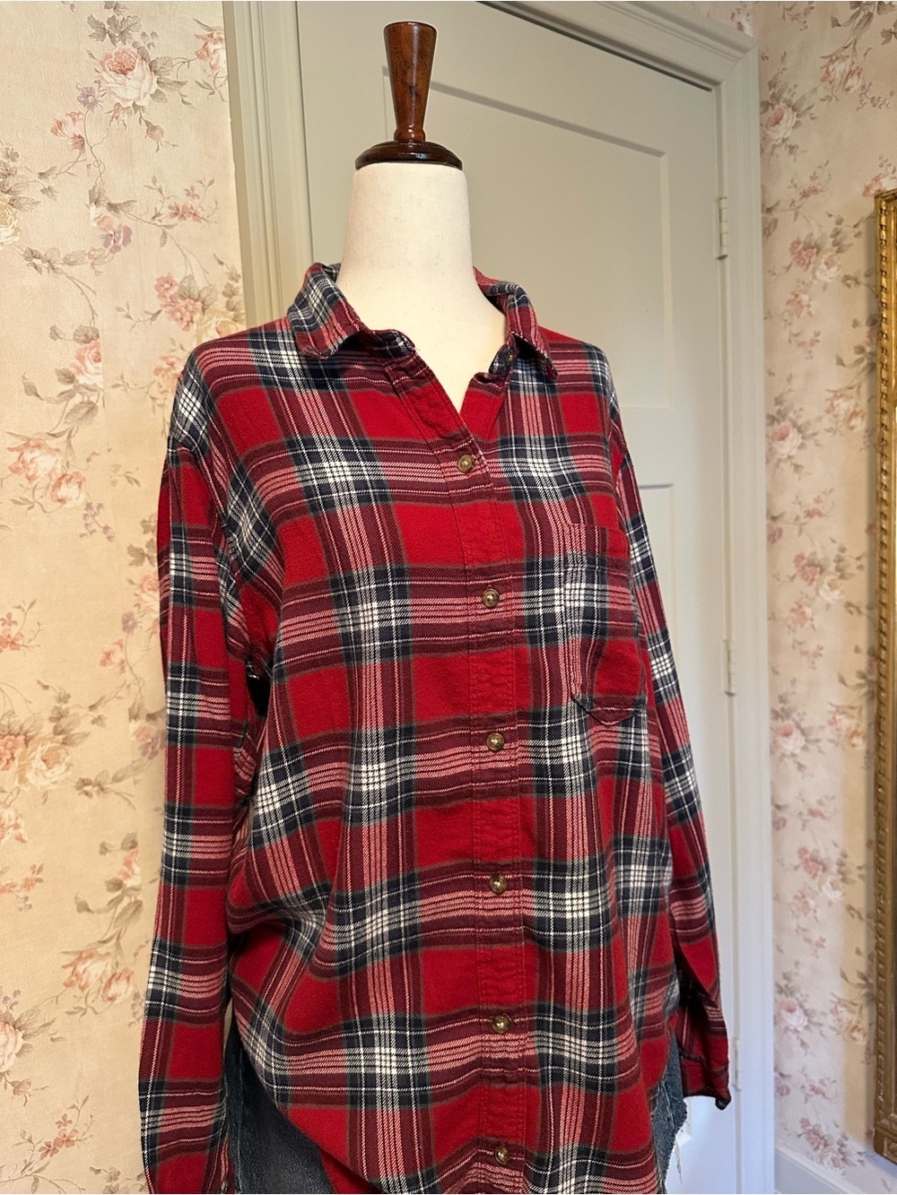 Abercrombie & Fitch Flannel Shirt Red & Blue Plaid Size Large - Picture 4 of 11